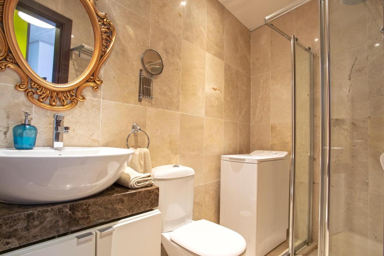 Carreteria Pool Apartamentosmalagamanagement エクステリア 写真